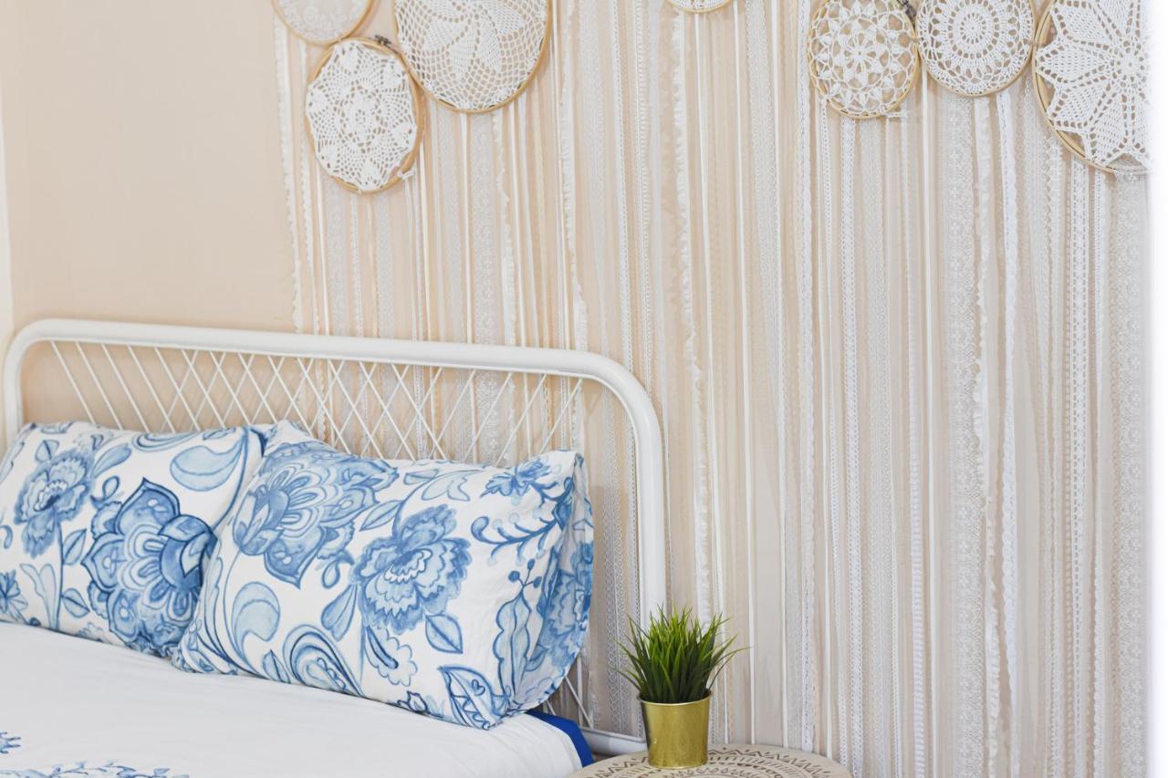 Sunshine Suite Boutique Only 5 Min Walk To The Beach - By Seaelo エイラート エクステリア 写真