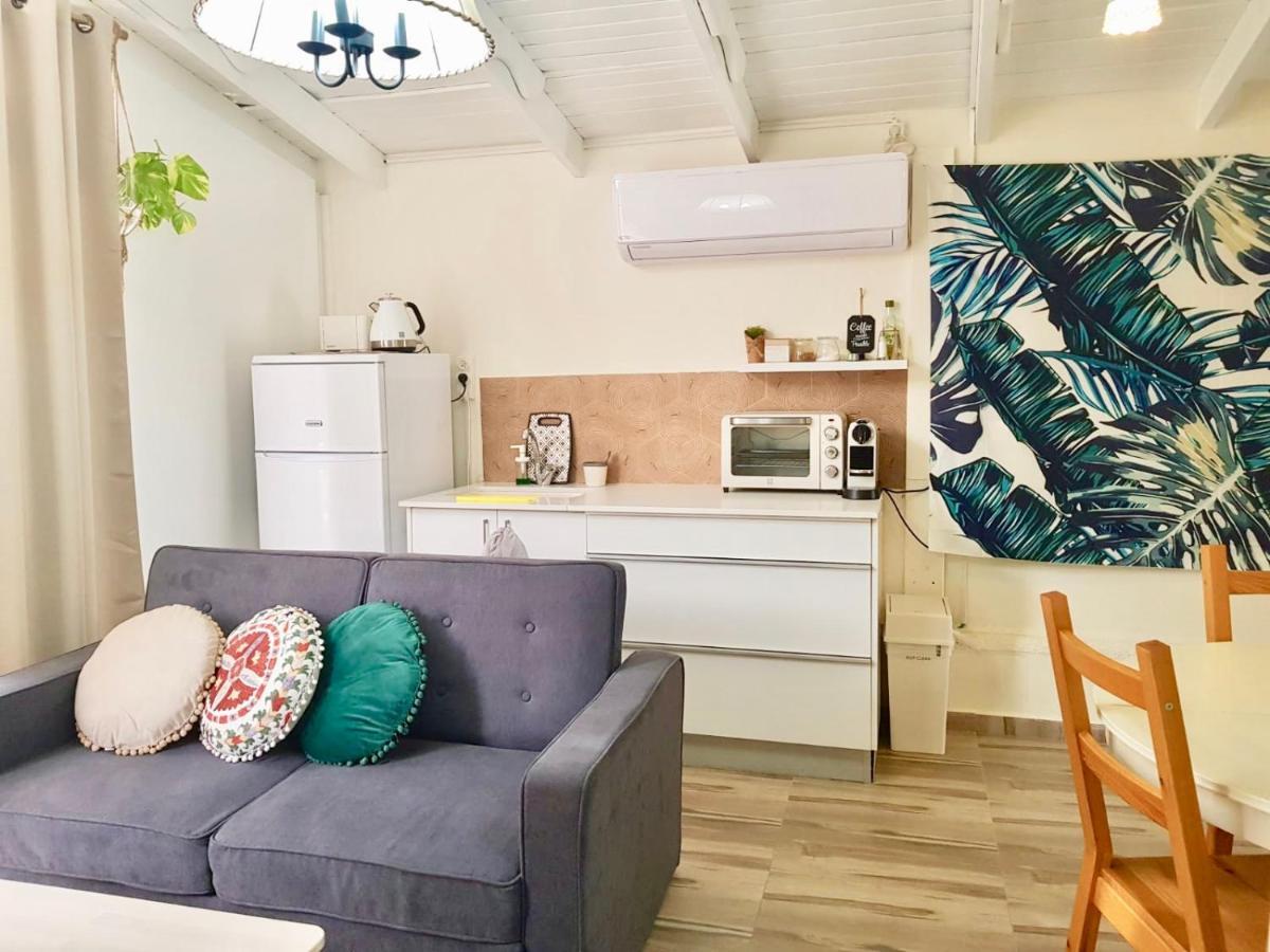 Sunshine Suite Boutique Only 5 Min Walk To The Beach - By Seaelo エイラート エクステリア 写真